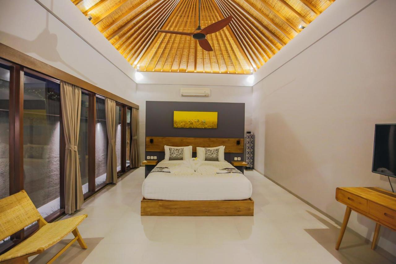 Uwu Villas Canggu Esterno foto