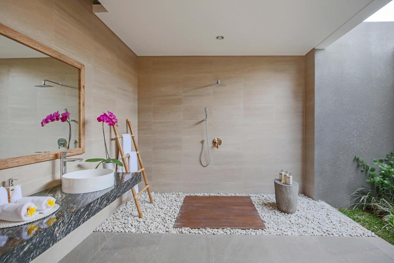 Uwu Villas Canggu Esterno foto