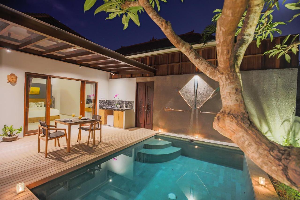Uwu Villas Canggu Esterno foto